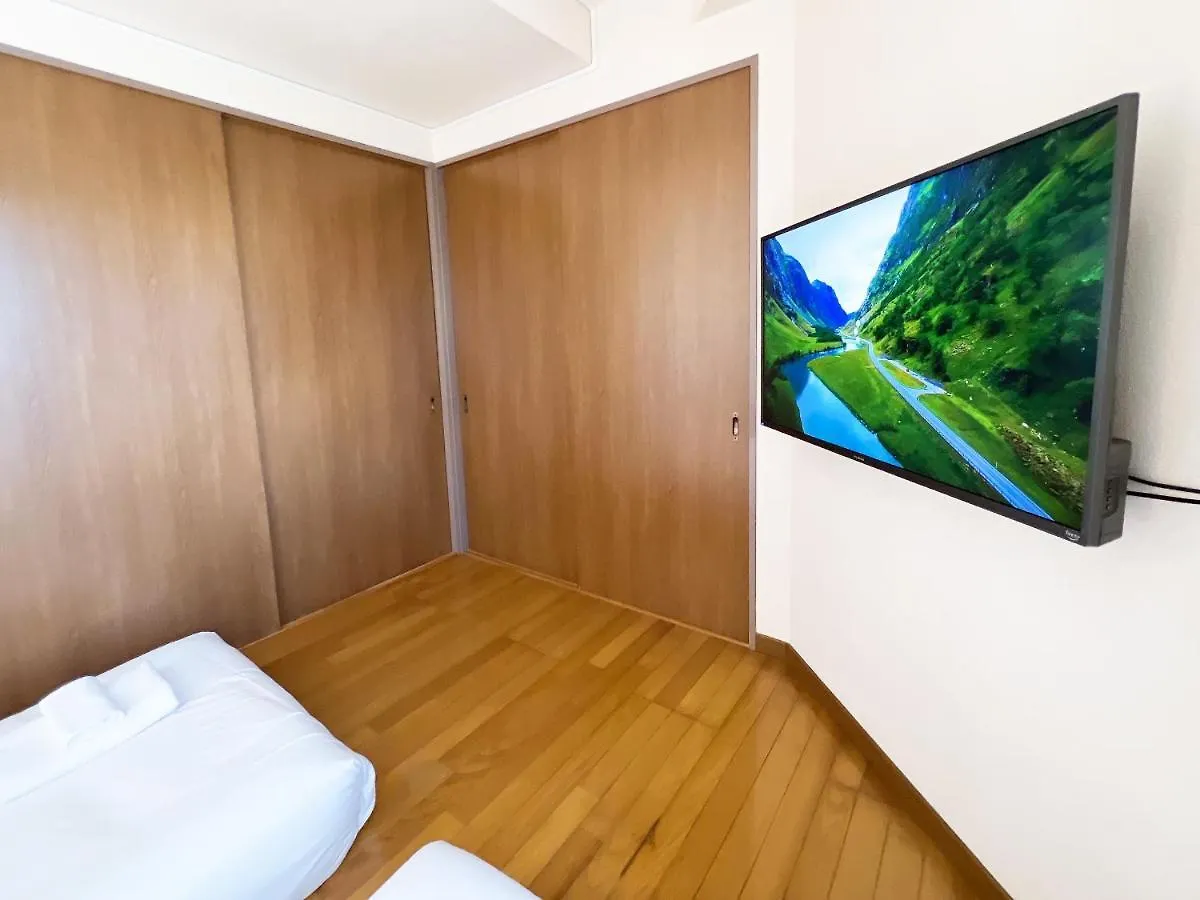 Pine Tree Hotel Hiroshima 4*,